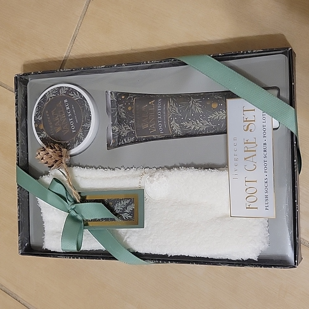 Brand New Foot Care Set